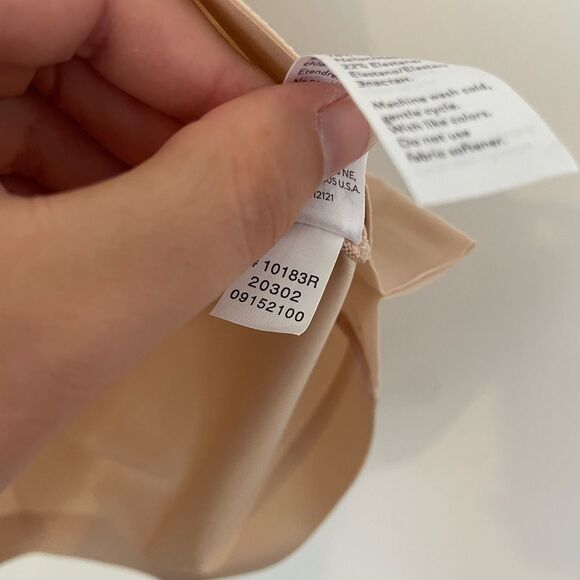 SPANX ThinStincts NUDE Control Shapewear Tank Top Womens Size medium - Picture 6 of 8